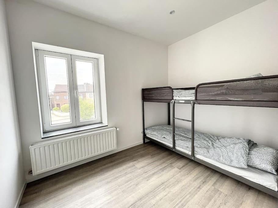 Wauters 75 Bruxelles-Charleroi-Airport Villa Екстериор снимка